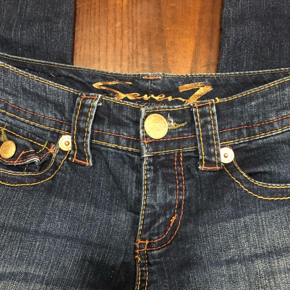 Seven “Legging” jeans Low Rise Dark Wash with Distressing Stretch - Picture 2 of 8